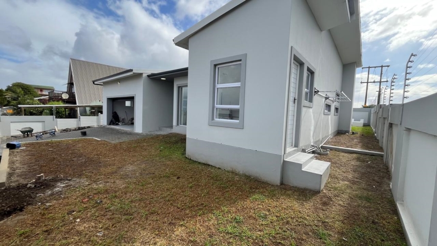 3 Bedroom Property for Sale in Aston Bay Eastern Cape